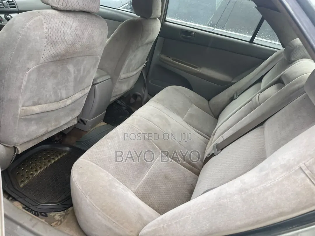 Toyota Camry 2004 Blue