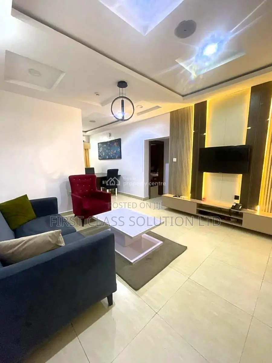 Wonderfully Furnished and Well Serviced Luxury 2 Bedroom Apartment