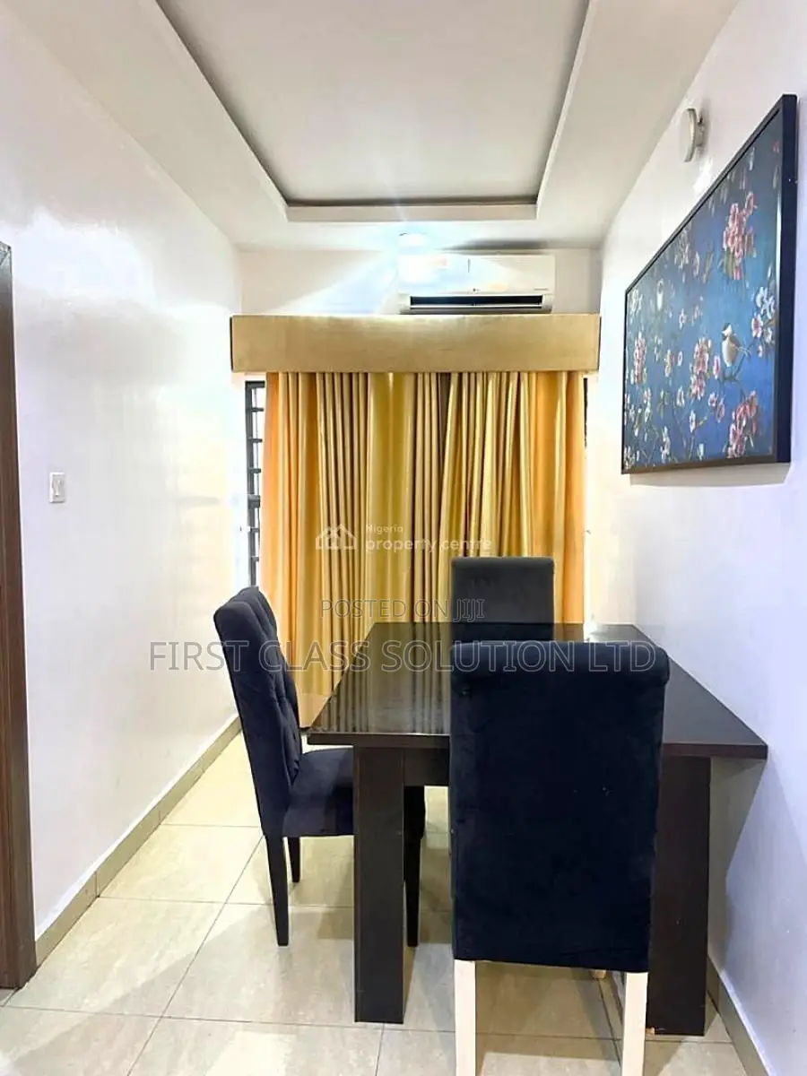Wonderfully Furnished and Well Serviced Luxury 2 Bedroom Apartment