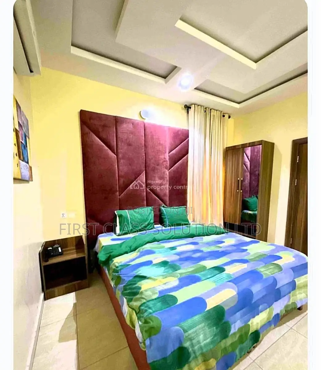 Wonderfully Furnished and Well Serviced Luxury 2 Bedroom Apartment