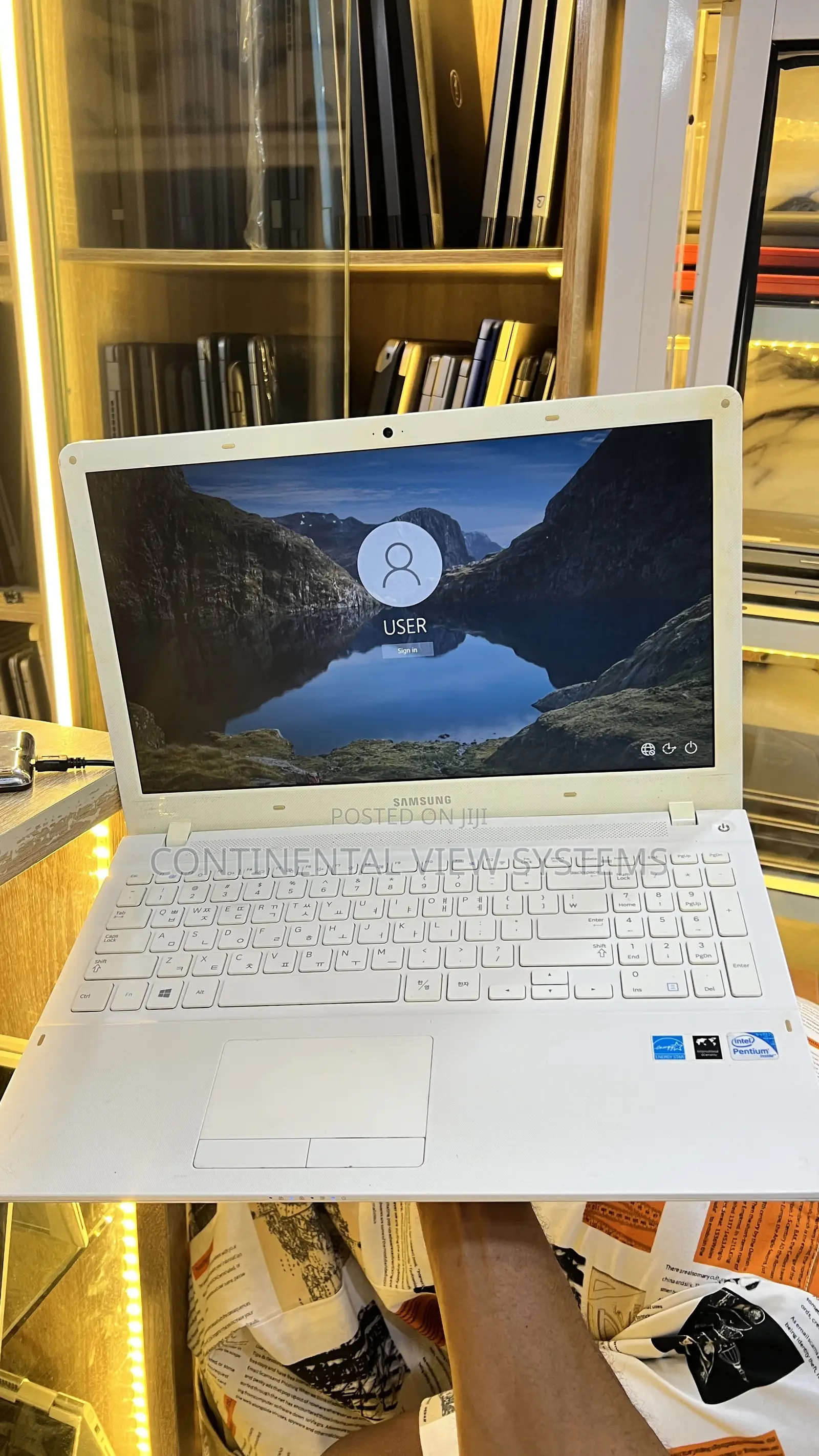 Laptop Samsung Ativ 4GB Intel Pentium HDD 160GB