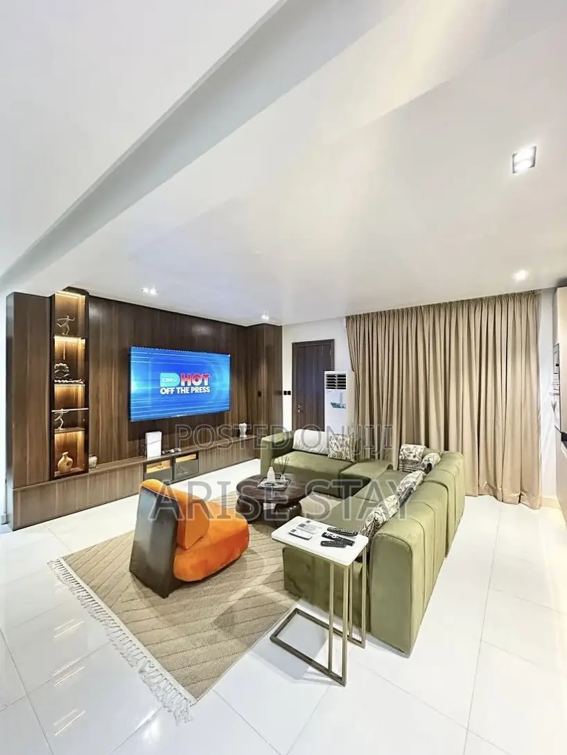 2-Bedroom Shortlet With Pool, Ps5 Snooker | Lekki Phase 1