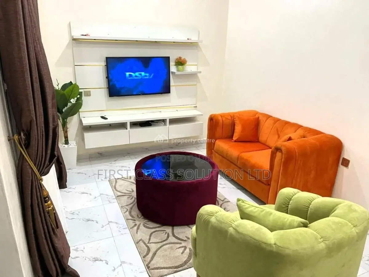 Neatly Furnished and Well Serviced Luxury 1 Bedroom Apartment
