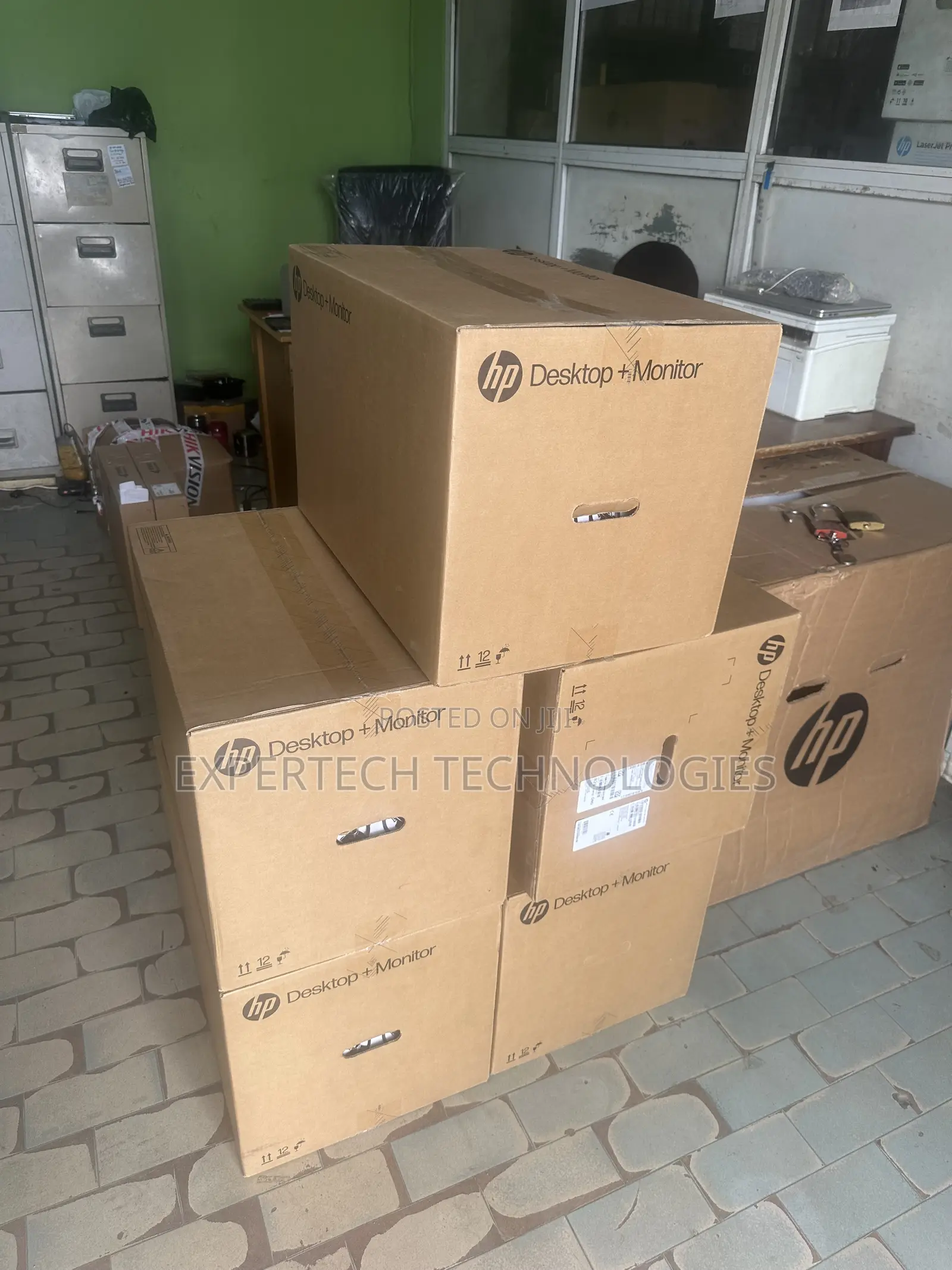 New Desktop Computer HP 290 G9 8GB Intel Core i3 SSD 512GB