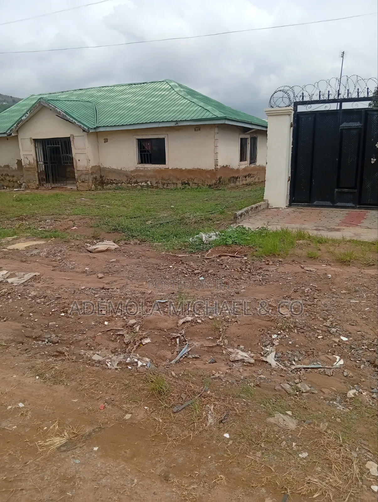 3bdrm Bungalow in Phase 4 Army Estate, Kurudu for sale