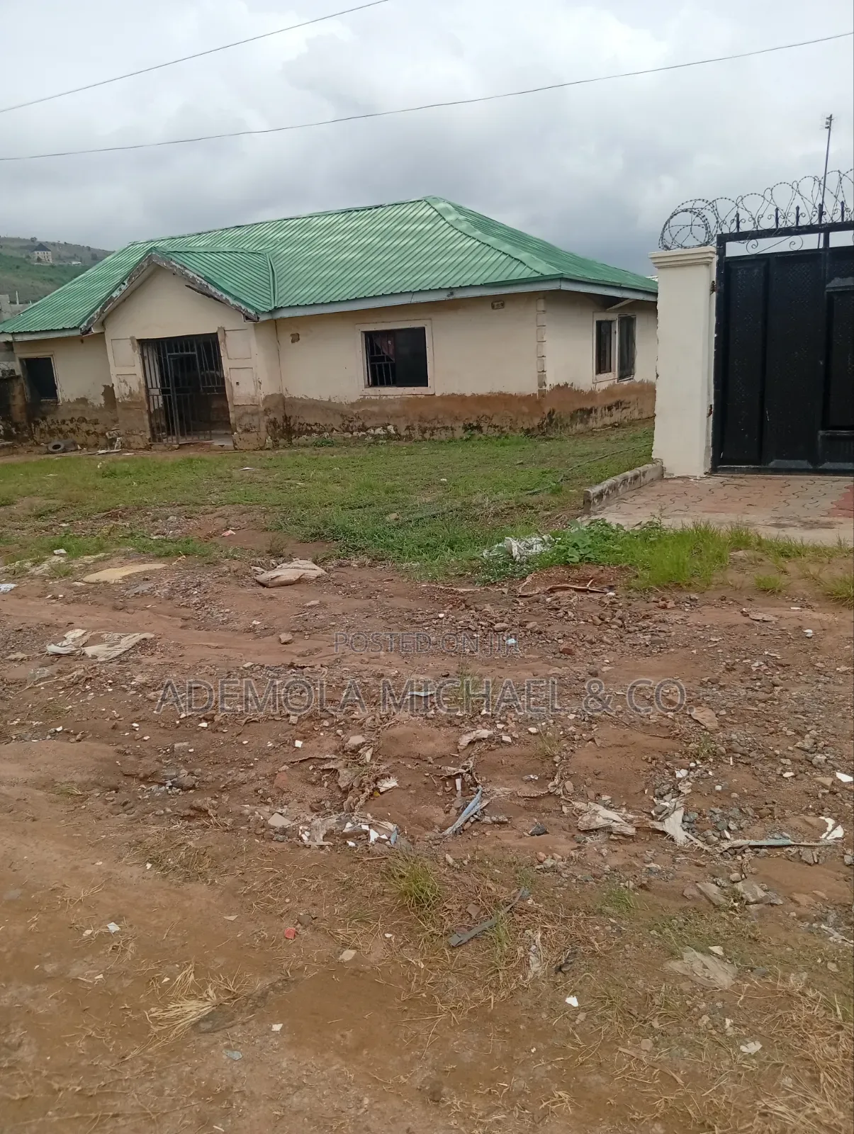 3bdrm Bungalow in Phase 4 Army Estate, Kurudu for sale