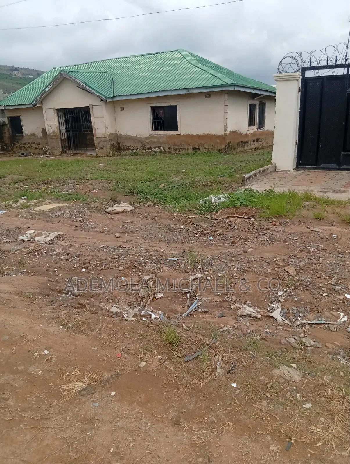 3bdrm Bungalow in Phase 4 Army Estate, Kurudu for sale