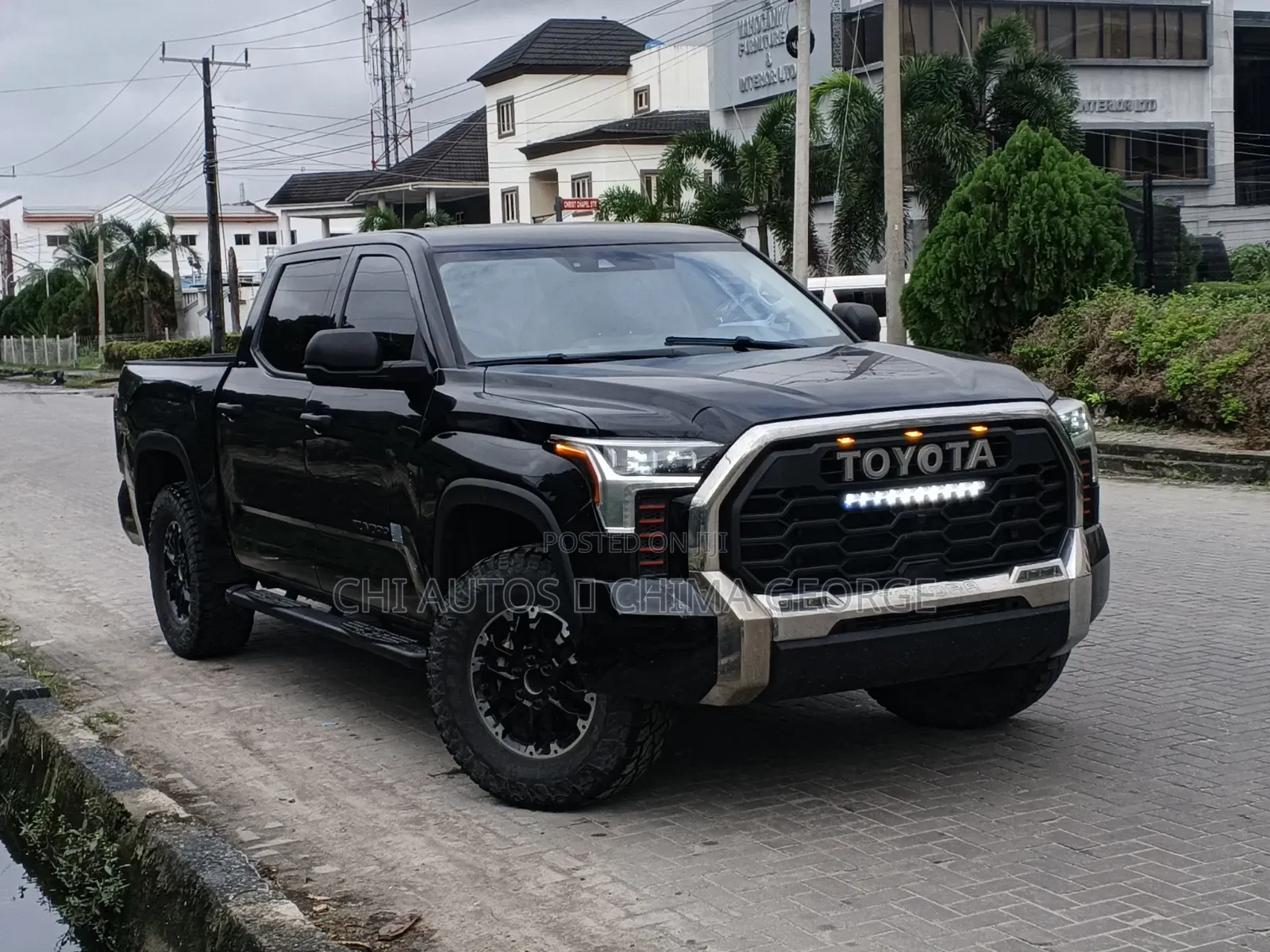 Toyota Tundra Limited 2022 Black