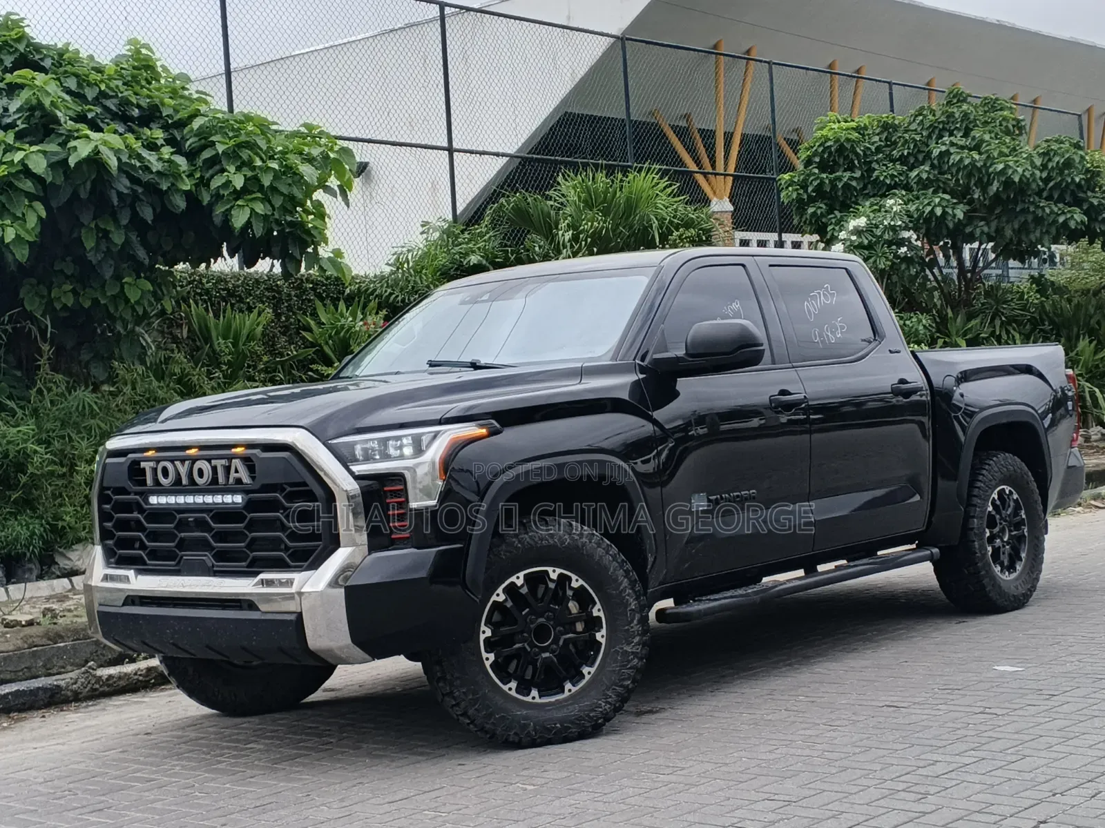 Toyota Tundra Limited 2022 Black
