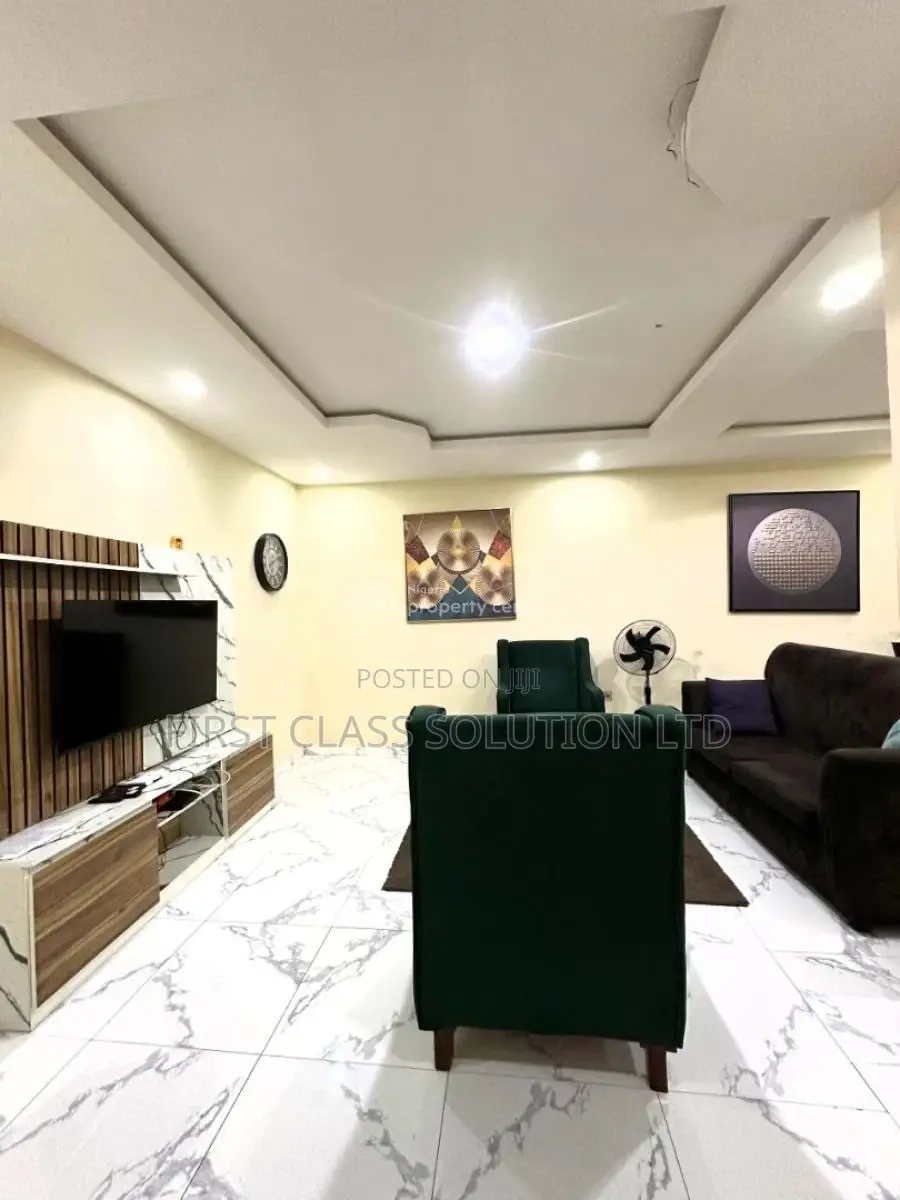 Nicely Furnished and Well Serviced Luxury 2 Bedroom Apartment