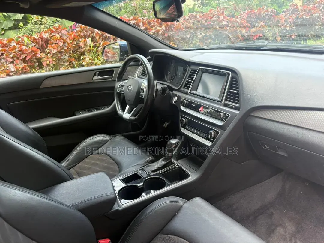 Hyundai Sonata SE 2020 Blue