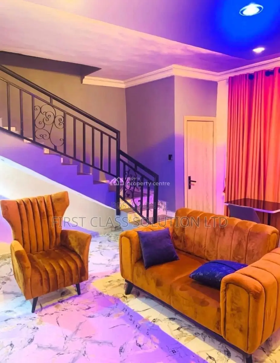 Nicely Furnished and Serviced Luxury 1 Bedroom Duplex Apartment