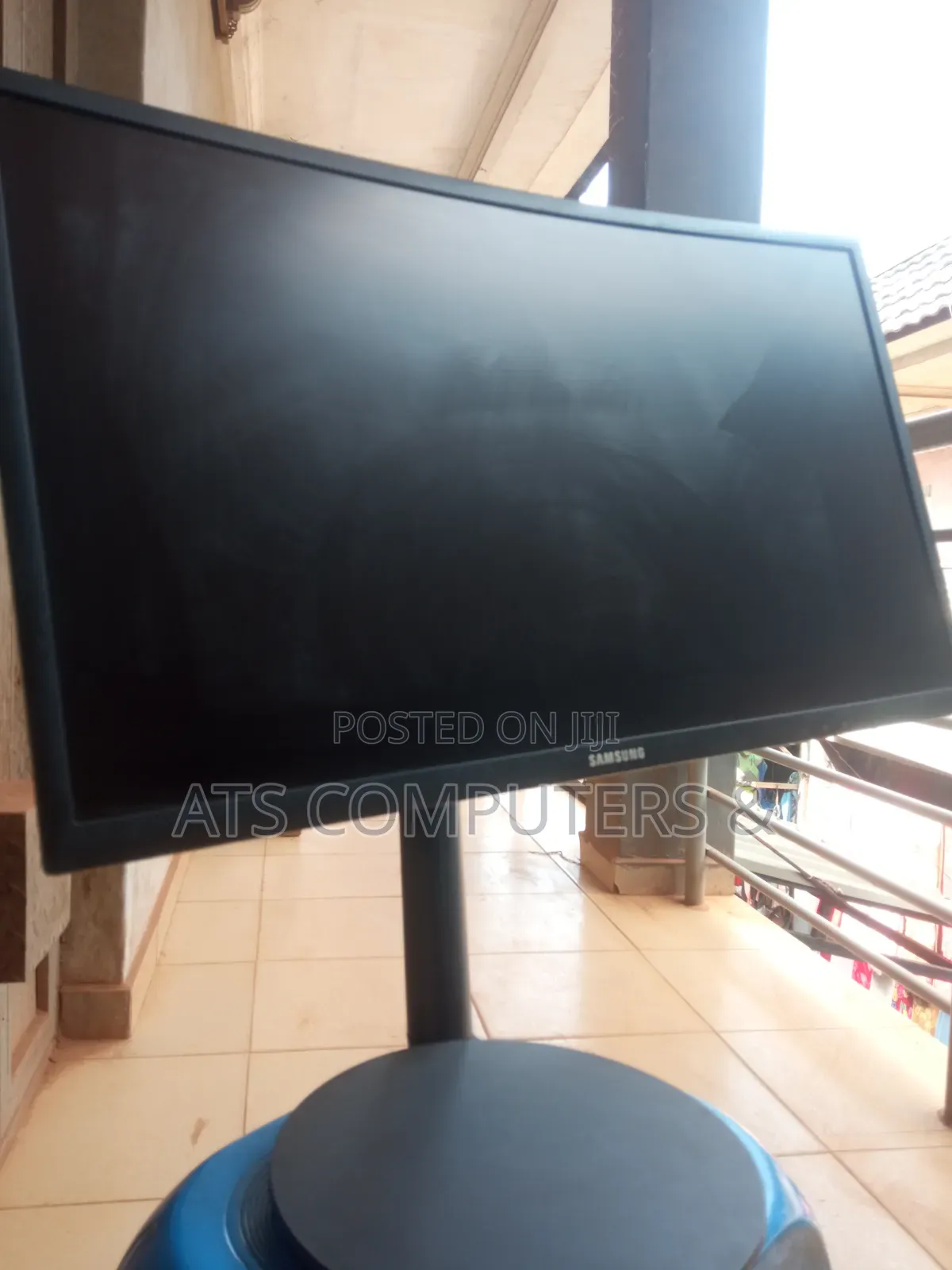 24 Inches Samsung Curve Gaming Monitor 144hz