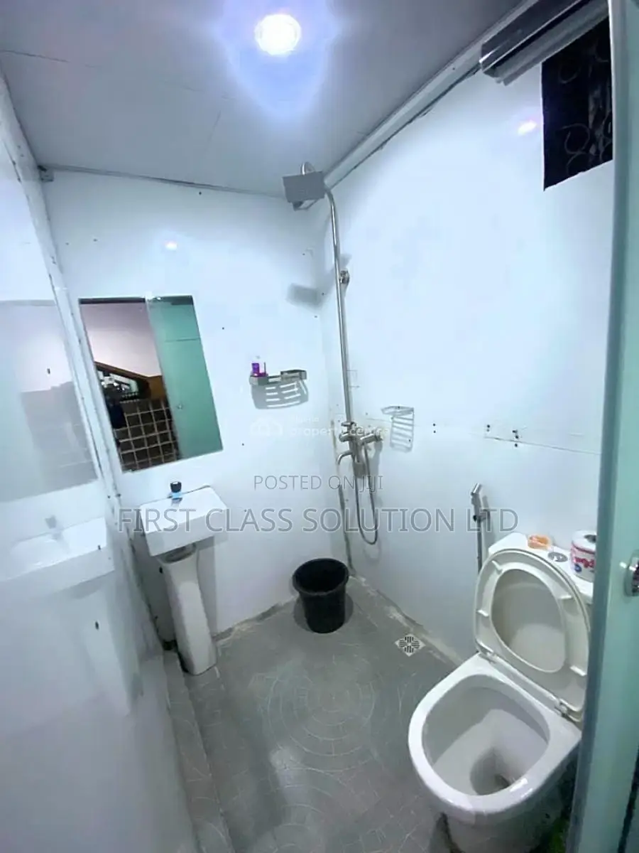 Sensationally Furnished and Serviced Luxury 1 Bedroom Apartment