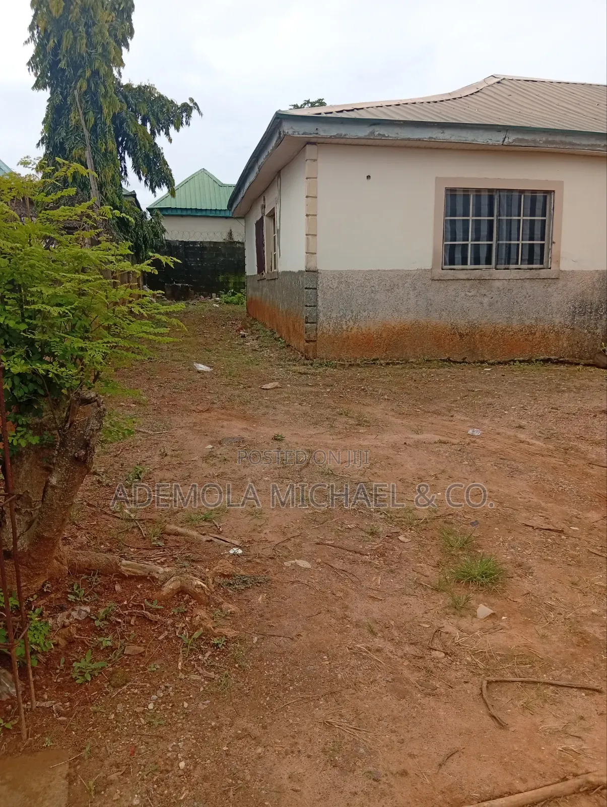 2bdrm Bungalow in Phase4 Army Estate for sale