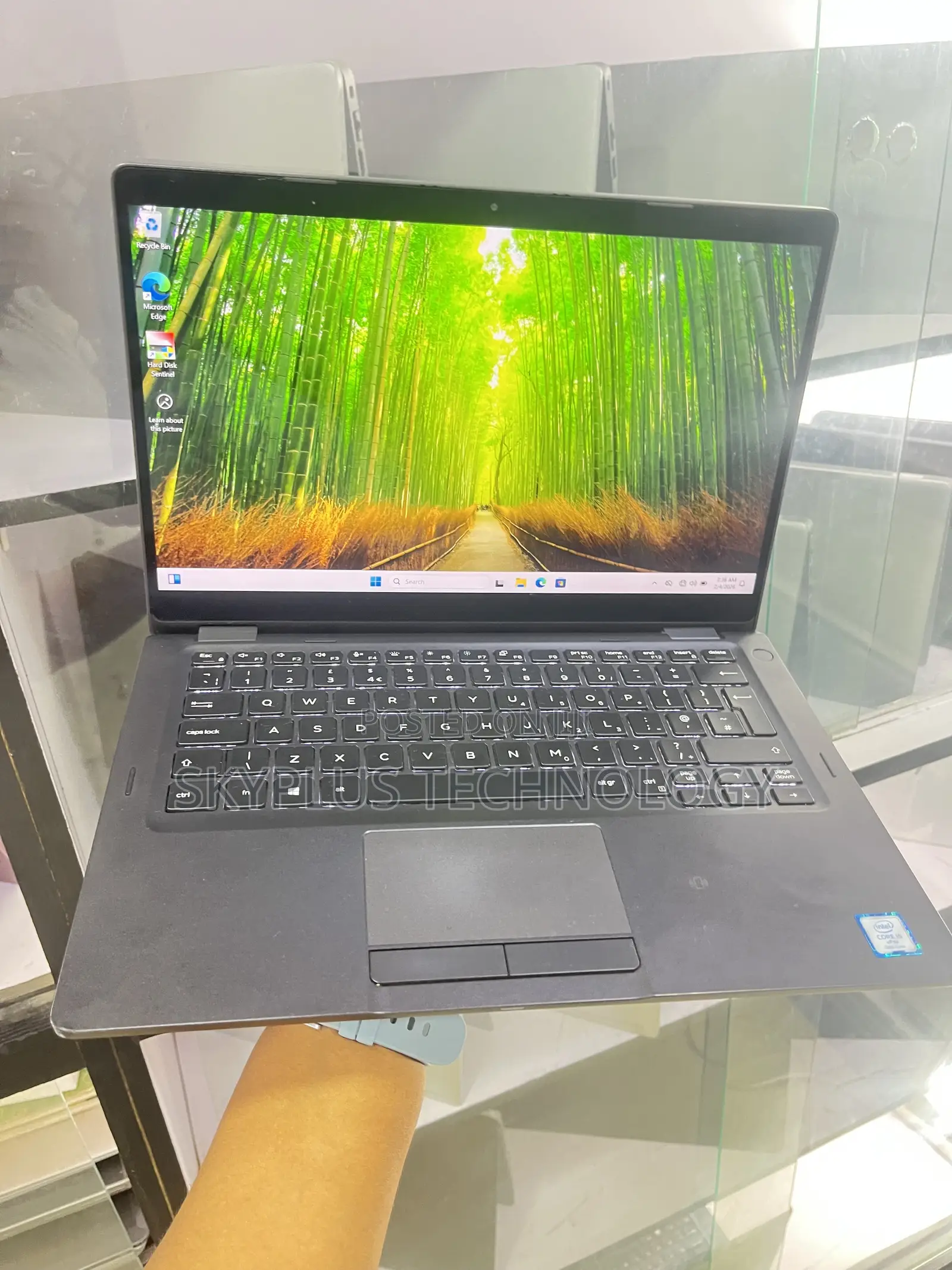 Laptop Dell Latitude 5300 2-in-1 8GB Intel Core i5 SSD 256GB