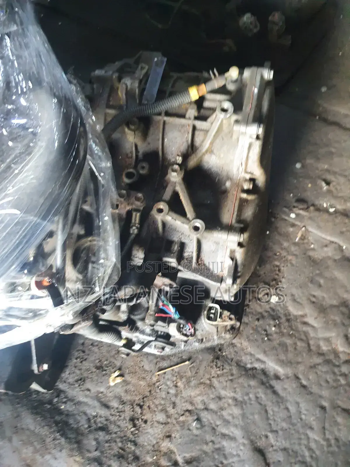 Automatic Gearbox for Toyota Corolla and Camry 5pin 13 Pin Etc.