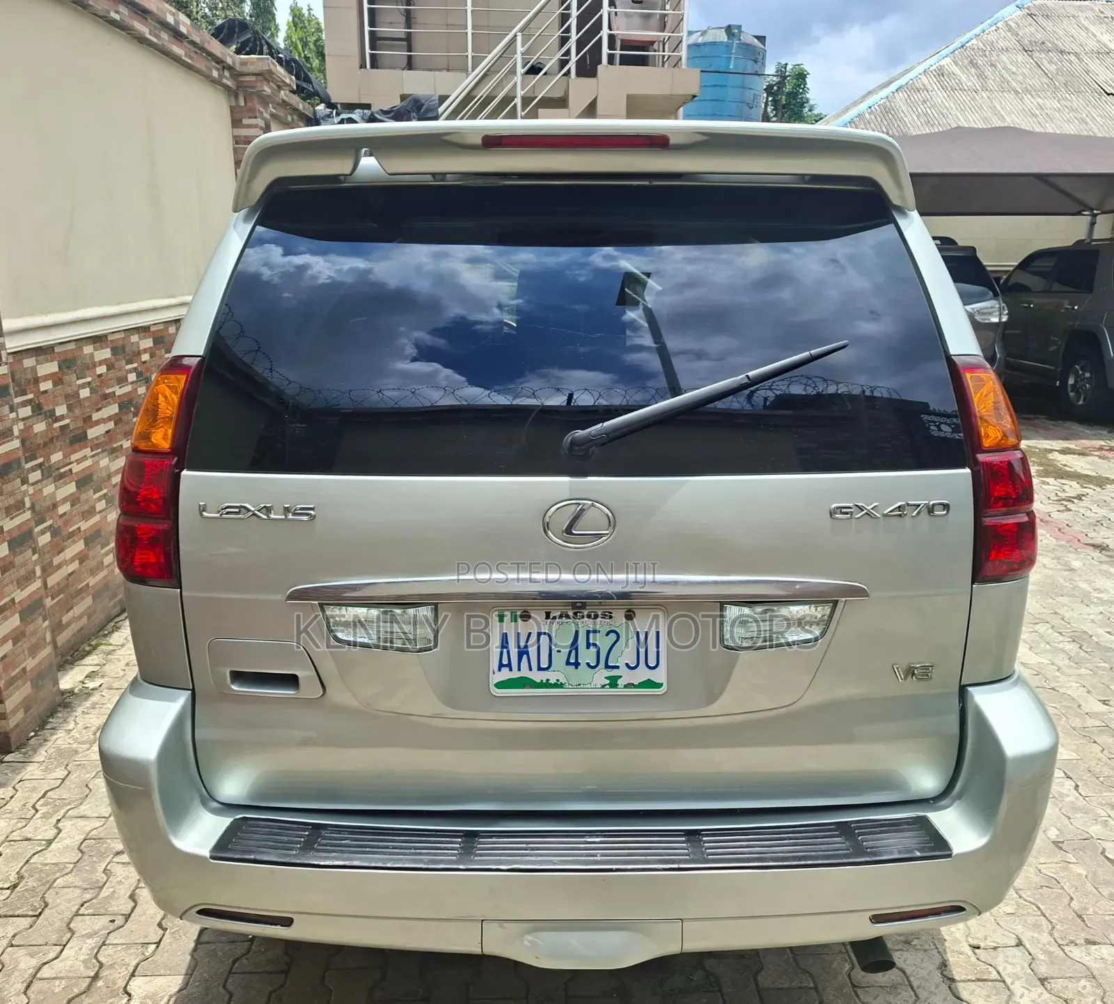Lexus GX 470 2004 Gold