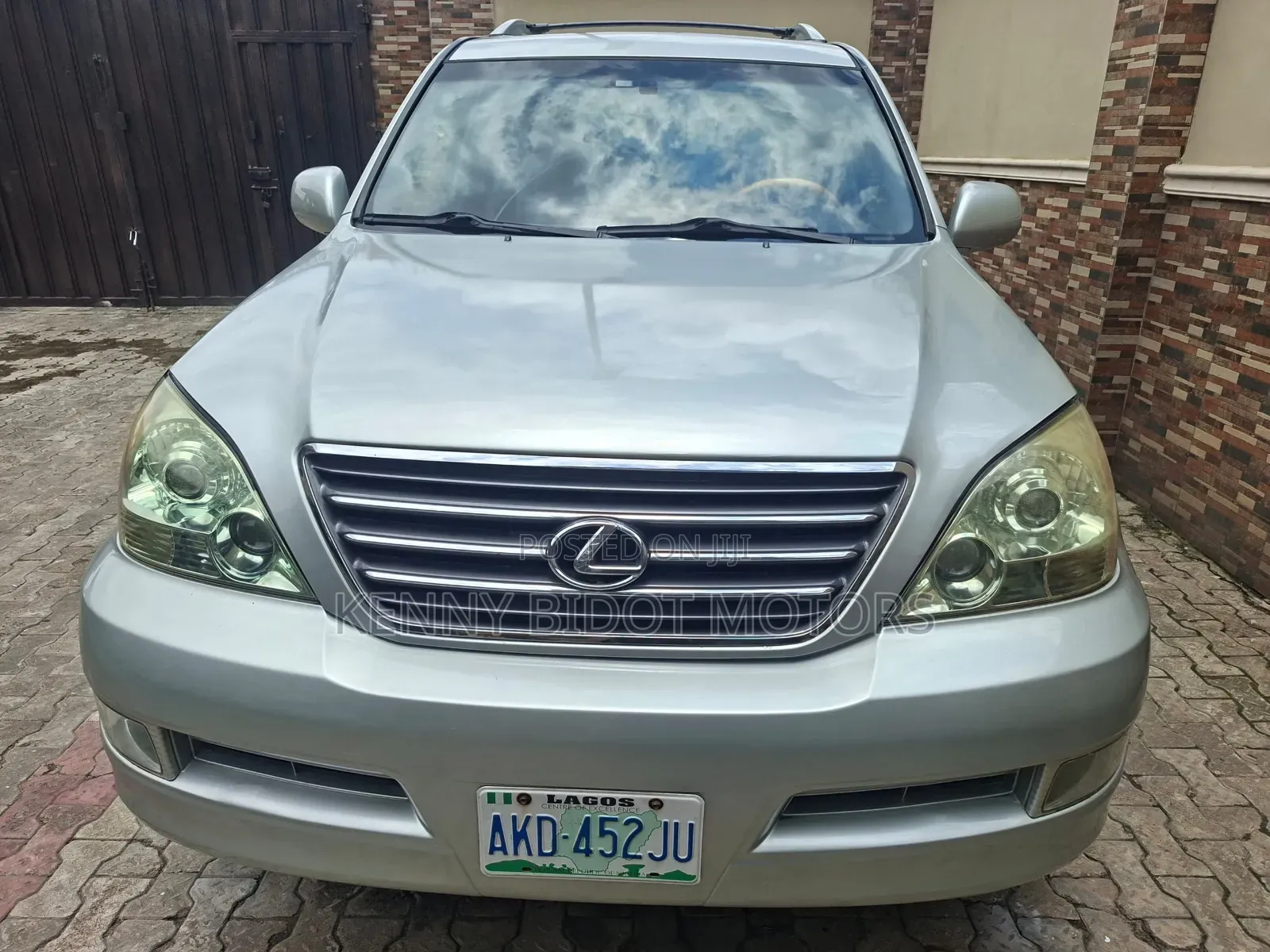 Lexus GX 470 2004 Gold