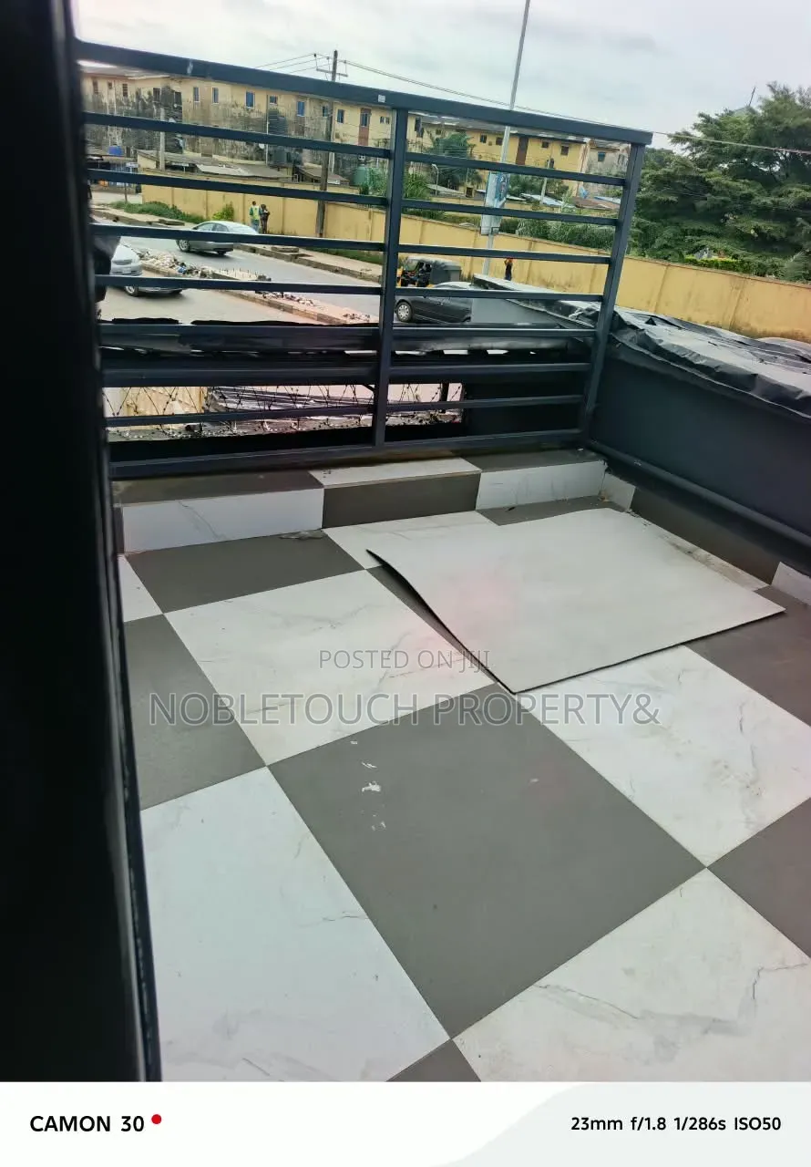 Showroom/Warehouse Available for Lease at Ipaja Lagos