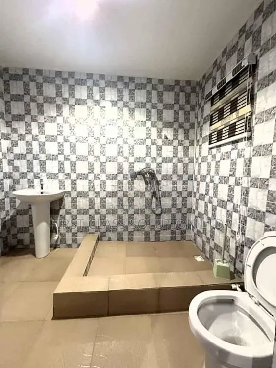 A Tantalizing and Fully Furnished Luxury 2 Bedroom Apartment