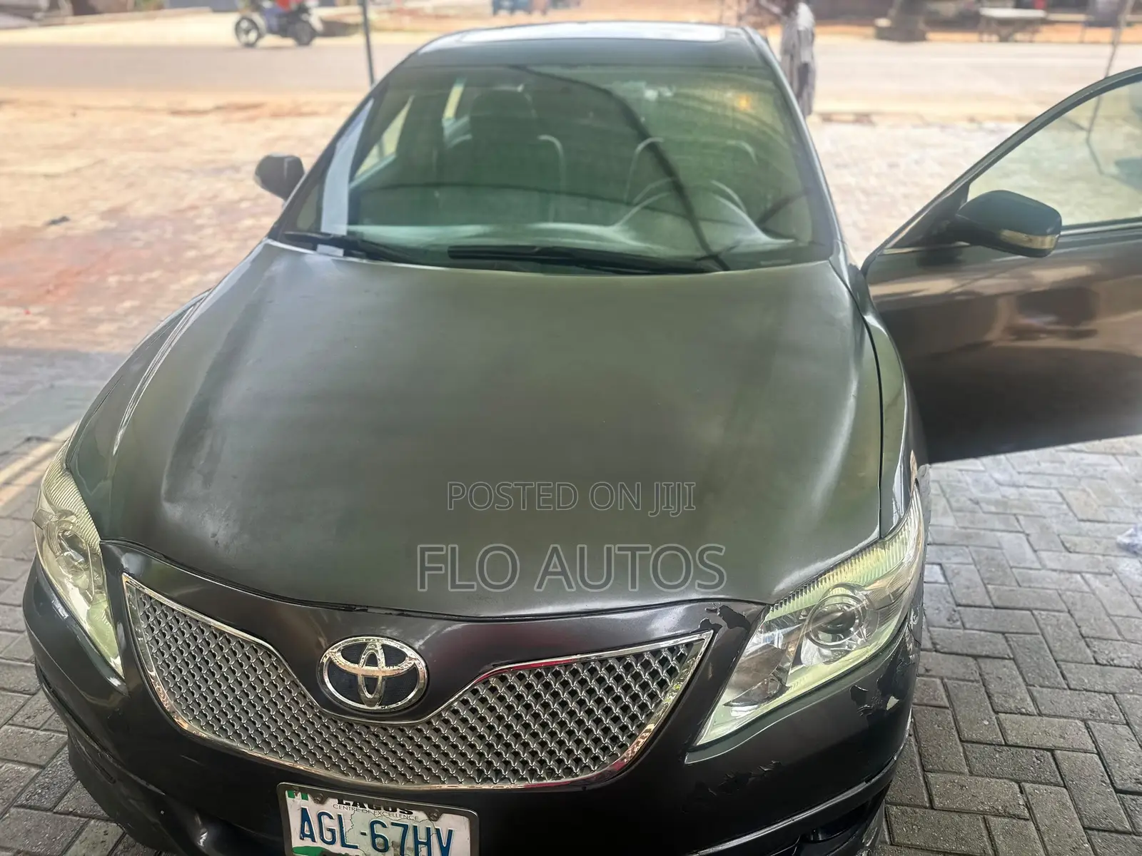 Toyota Camry SE V6 4dr Sedan (3.5L 6cyl 6AM) 2010 Black