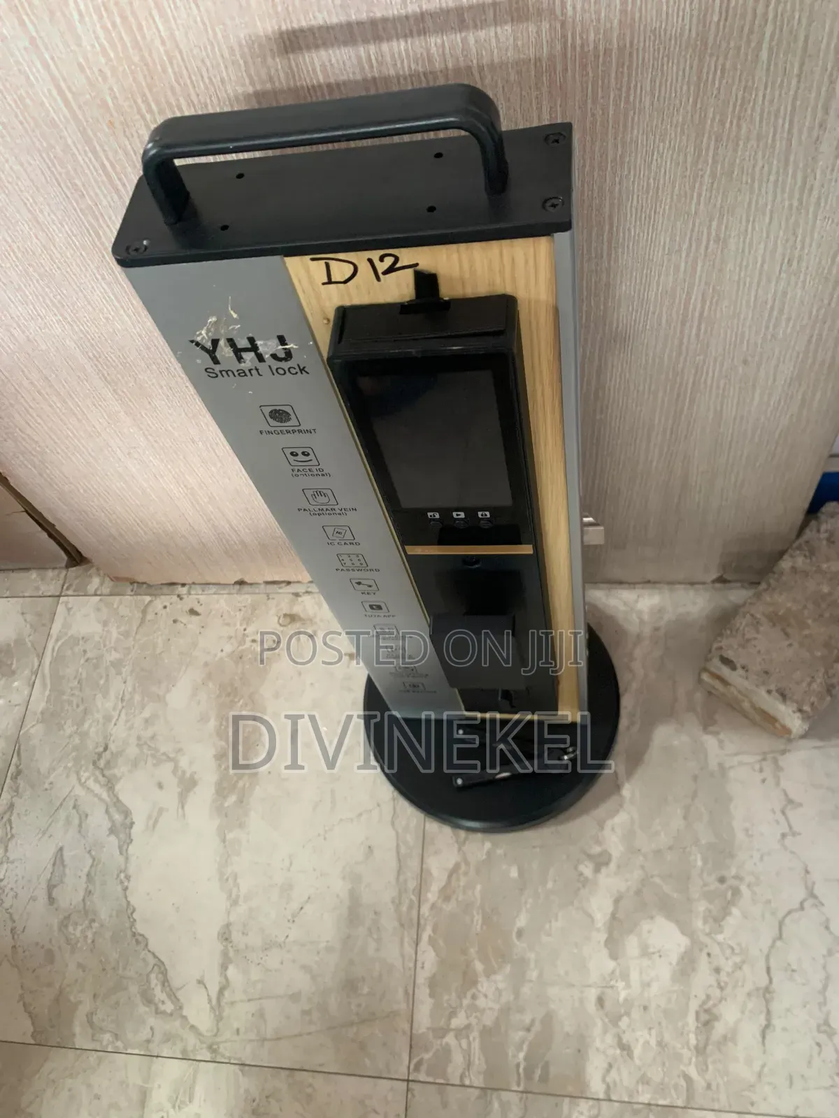 UltraSecure Smart Door Lock With Multiple Unlocking Modes