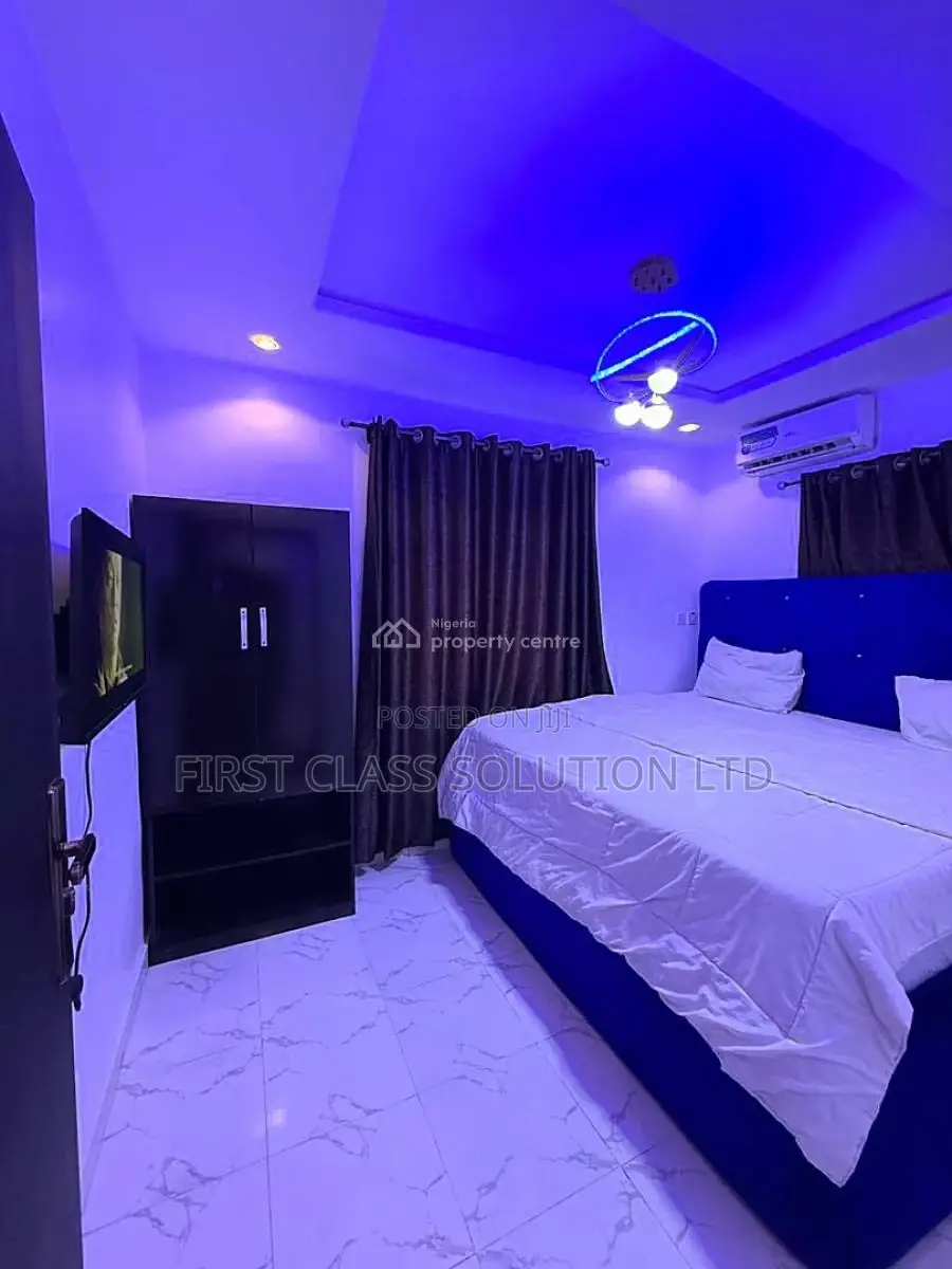 Sensationally Furnished and Serviced Luxury 1 Bedroom Apartment