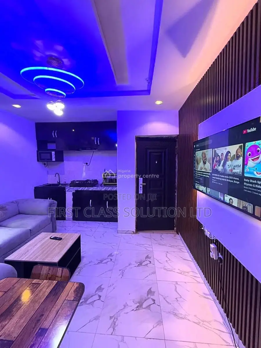 Sensationally Furnished and Serviced Luxury 1 Bedroom Apartment