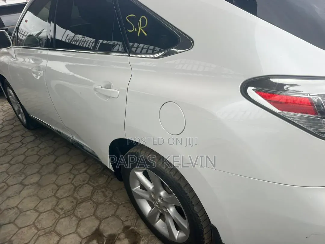 Lexus RX 2010 White