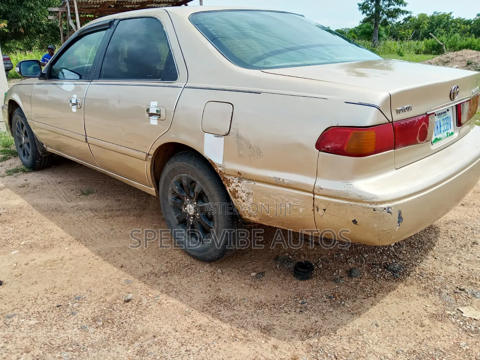 Toyota Camry 2002 Gold