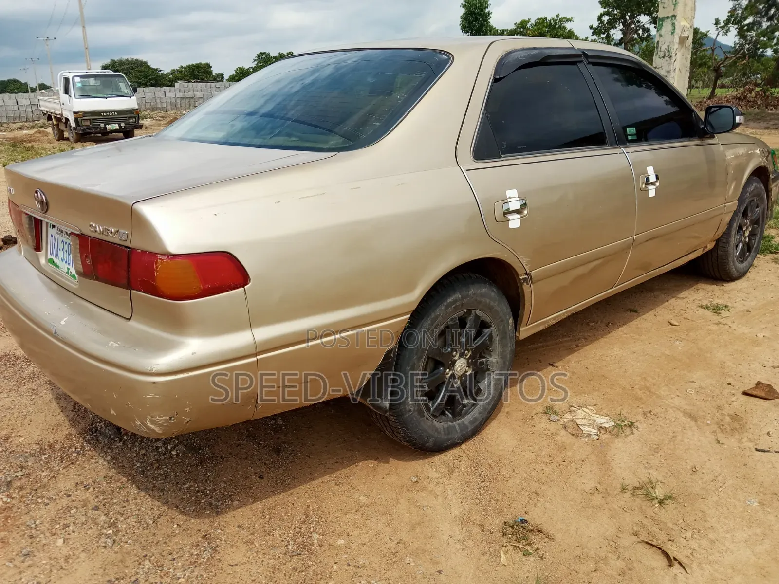 Toyota Camry 2002 Gold