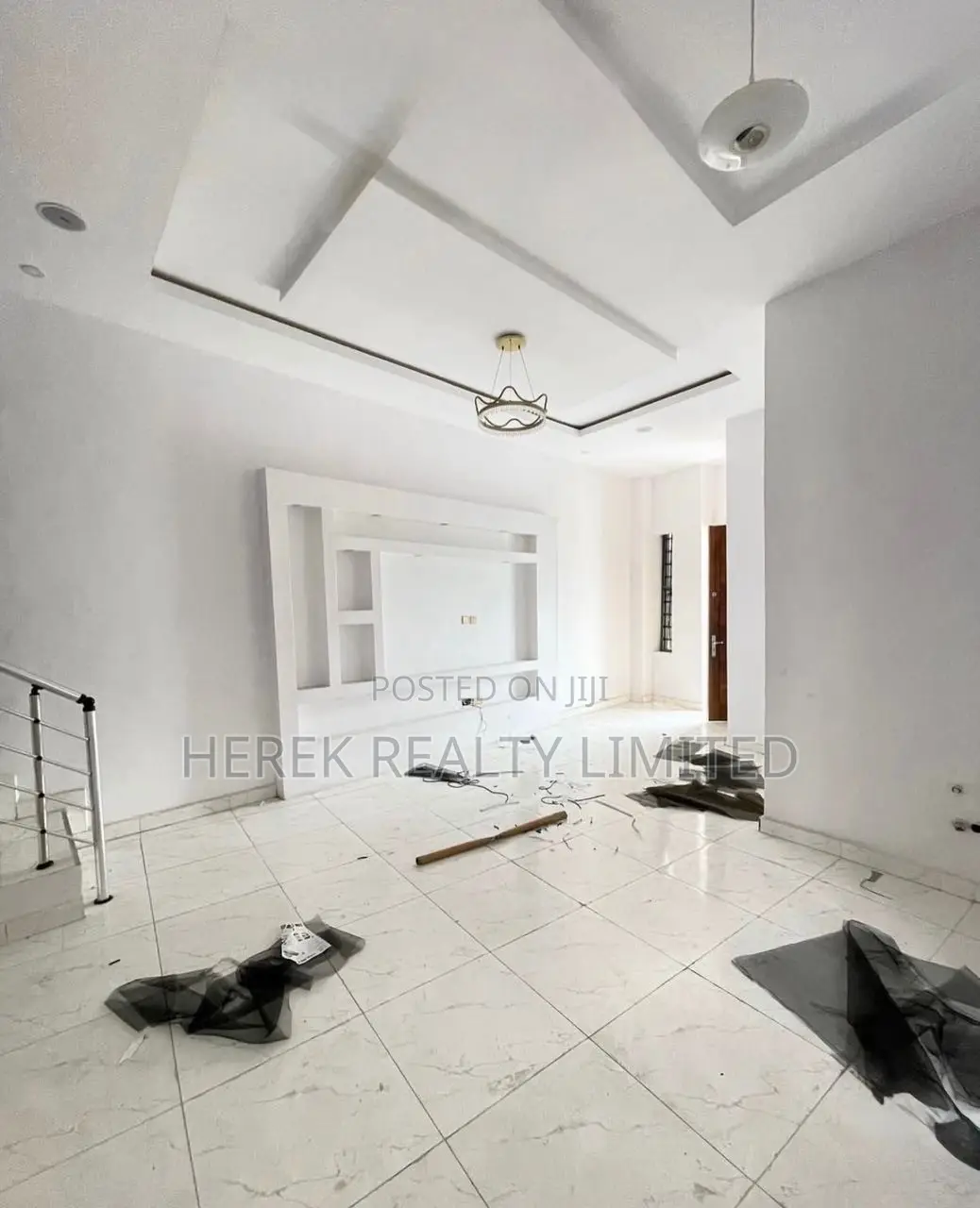 4bdrm Duplex in Empire Estate, Chevron for rent