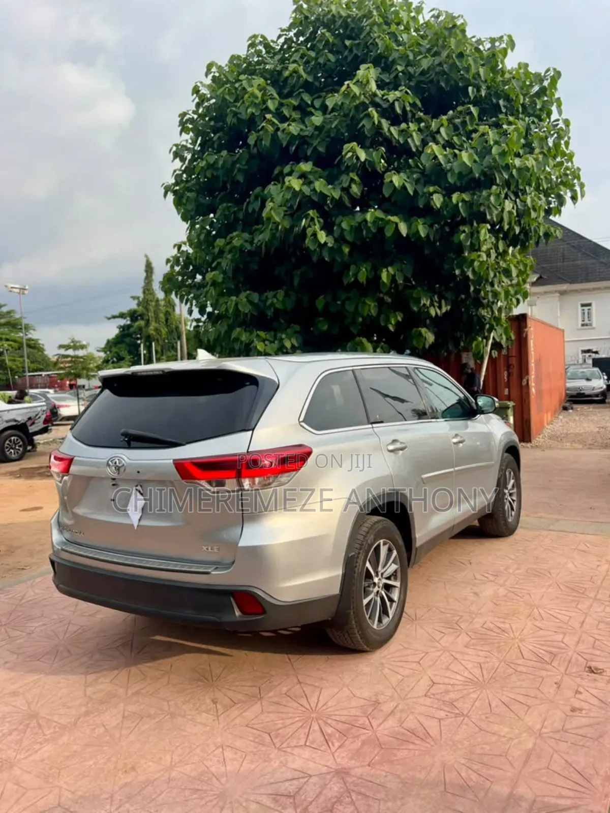 Toyota Highlander XLE 2019 Silver