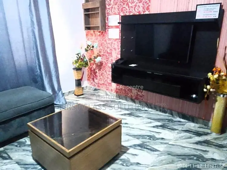 Tantalizingly Furnished and Well Serviced Luxury 1 Bedroom Apartment
