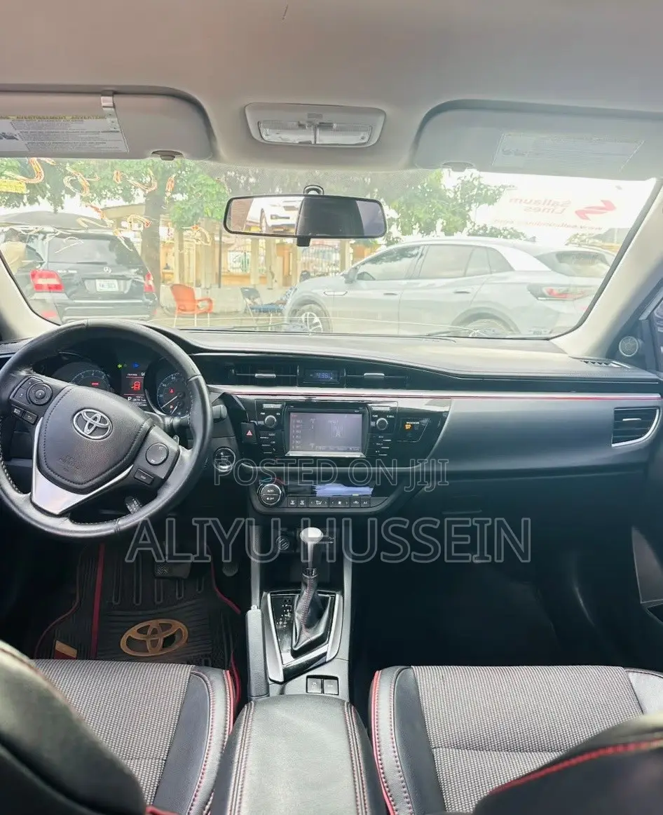 Toyota Corolla 2015 White