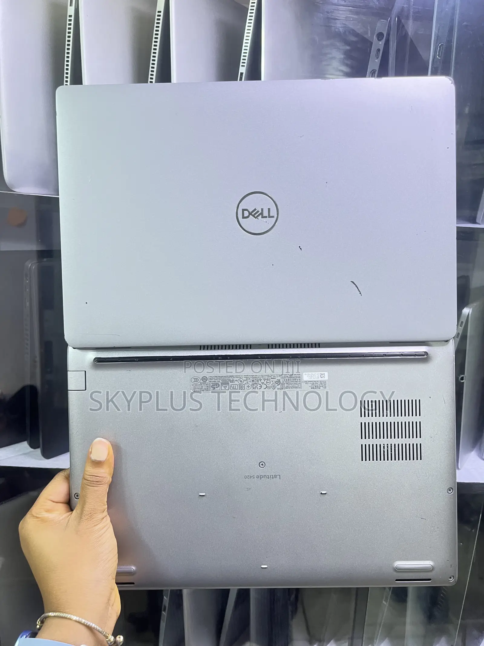 Laptop Dell Latitude 5420 16GB Intel Core i7 SSD 256GB