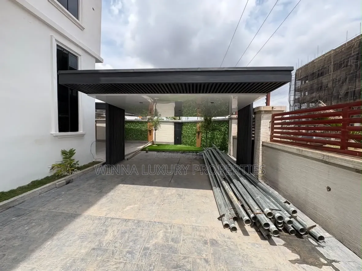 6bdrm Duplex in Durumi By American for sale