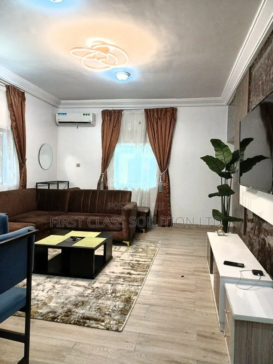 Beautifully Furnished and Well Serviced Luxury 1 Bedroom Apartment