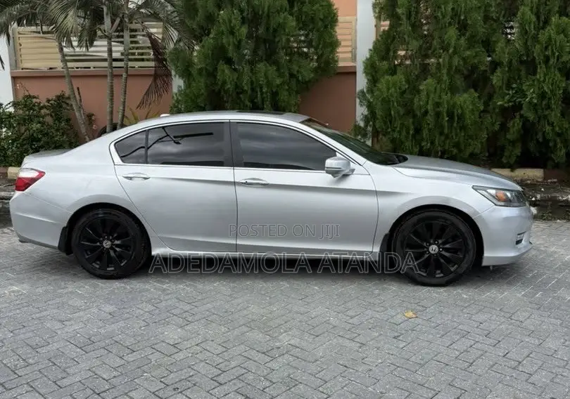 Honda Accord 2013 Silver