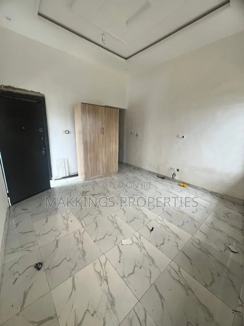 1bdrm Apartment in Jakande for rent