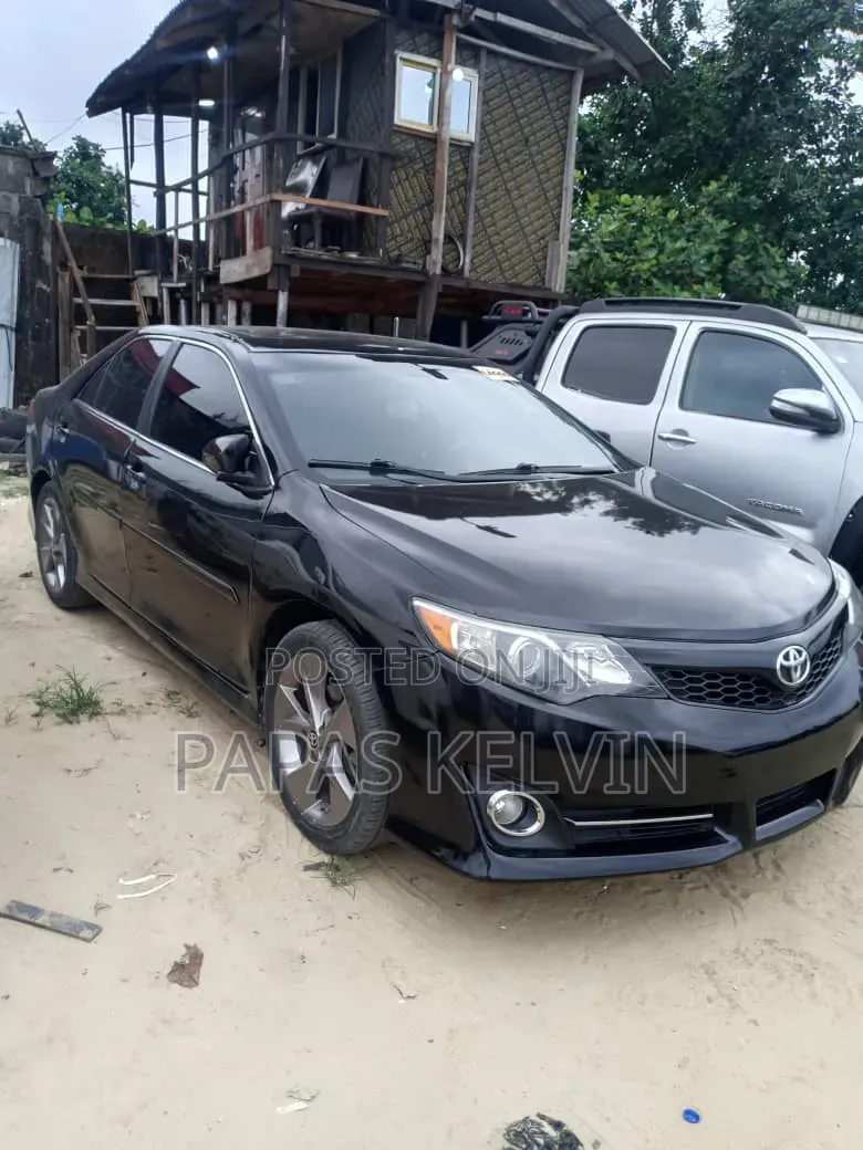 Toyota Camry 2014 Black