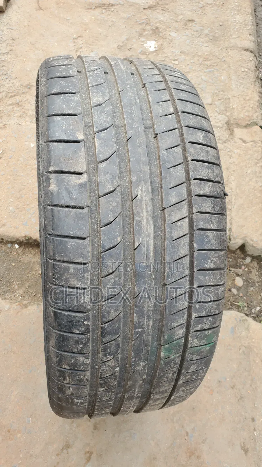 235/35 R19 First Grade Tokunbo Tyer *"