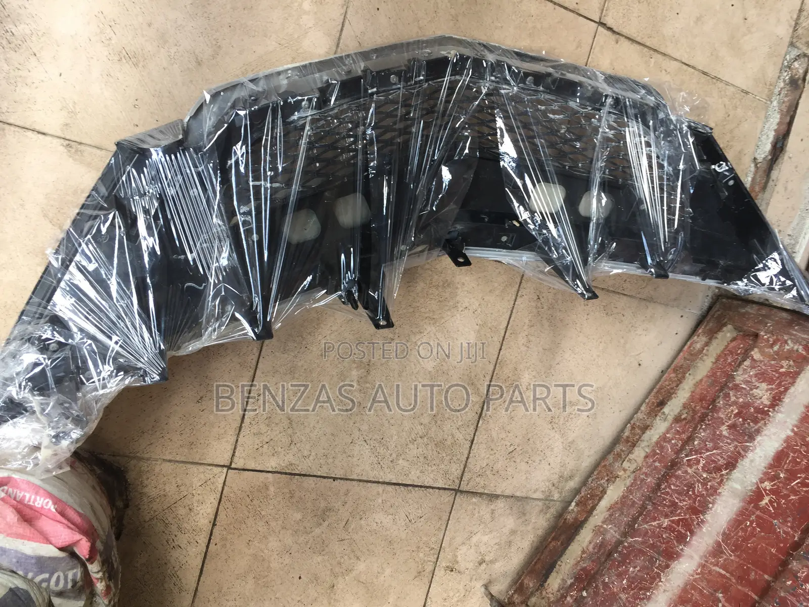 Front Grill Replacement Acura ZDX 2013