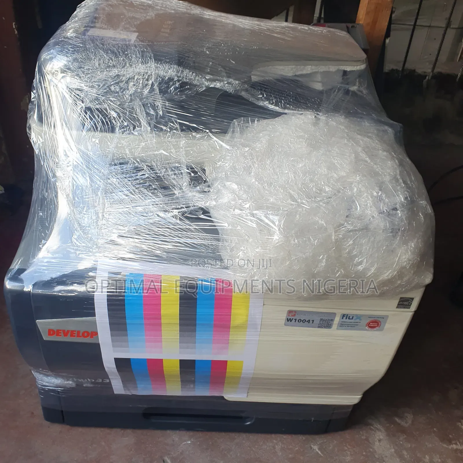 Bizhub C3351