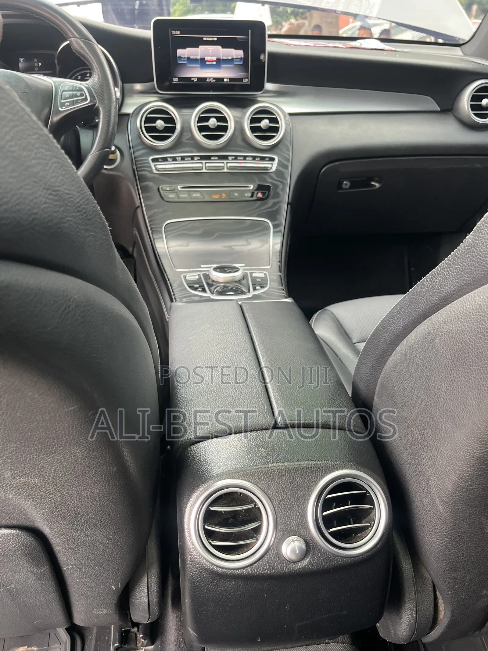 Mercedes-Benz GLC-Class 2018 Gray