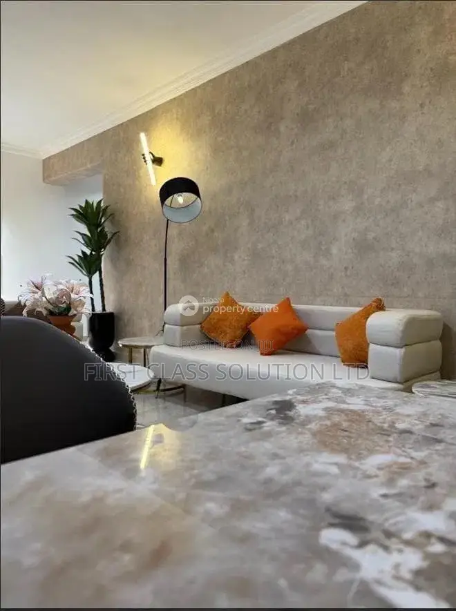 Beautiful 2 Bedroom Apartment (Monthly Only)