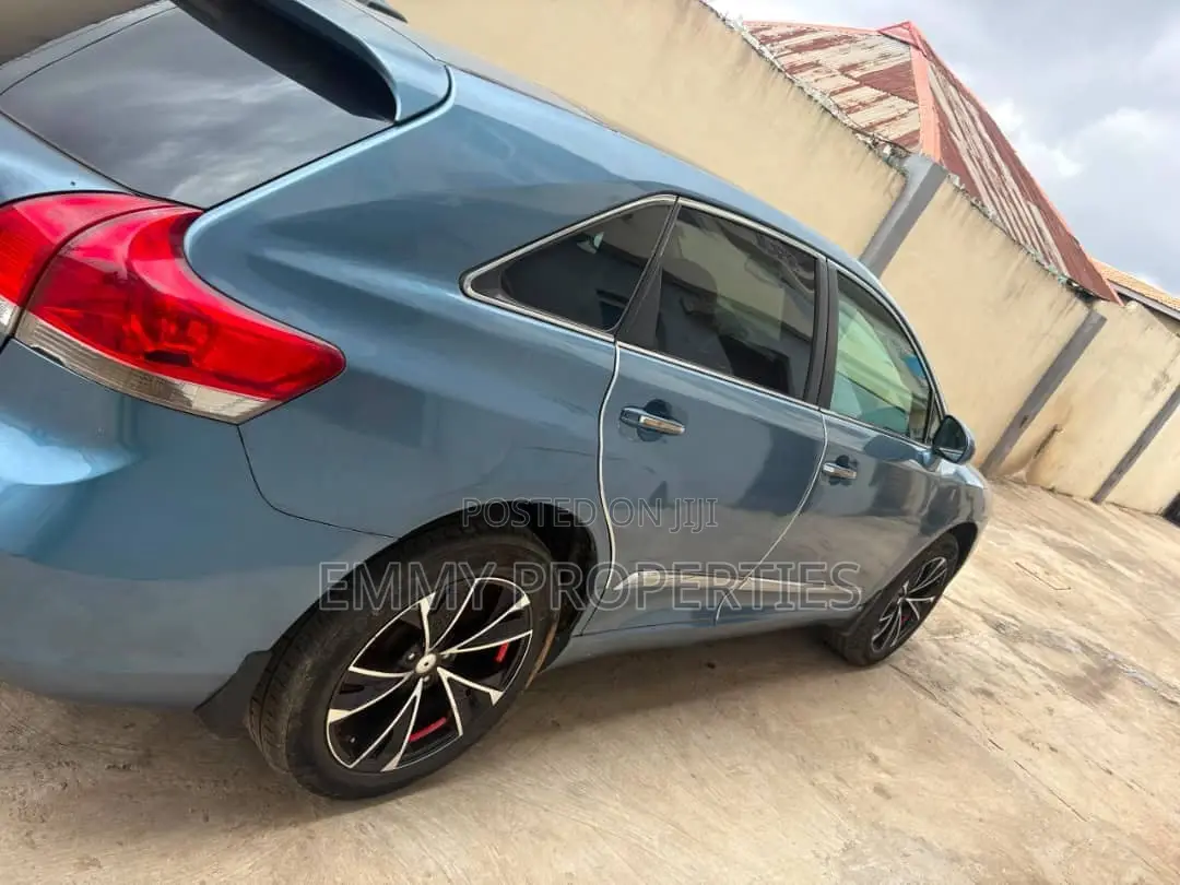 Toyota Venza 2012 Blue