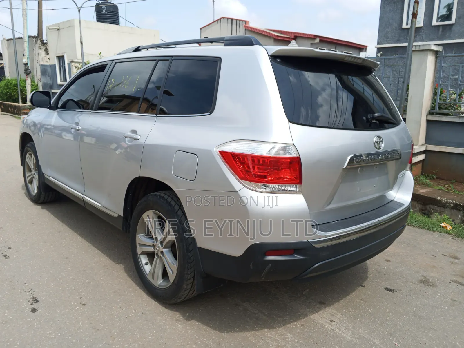 Toyota Highlander 2012 Silver
