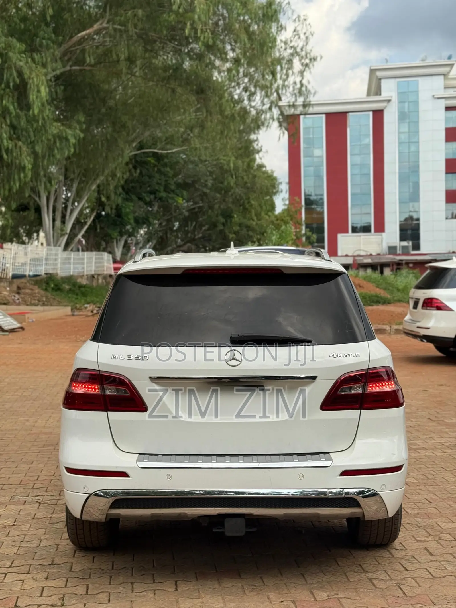 Mercedes-Benz M Class ML350 4MATIC 4dr SUV AWD (3.5L 6cyl 7A) 2015